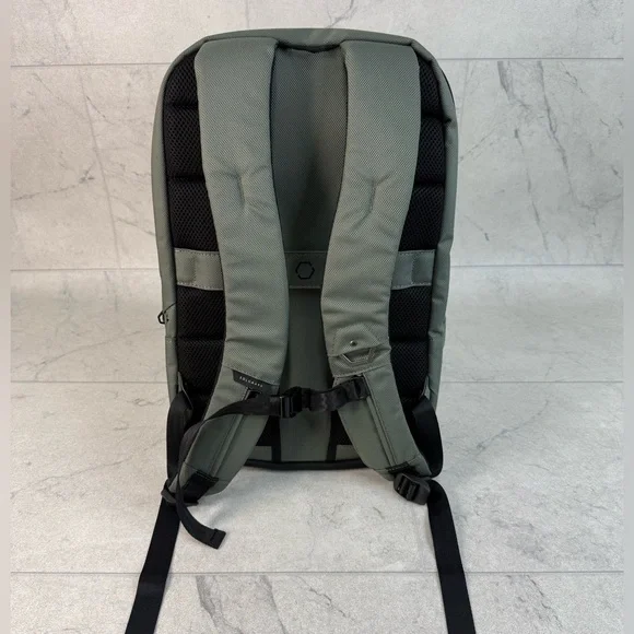 (SW-40) Solgaard Venture Backpack In Ballistic Green - Picture 5 of 6